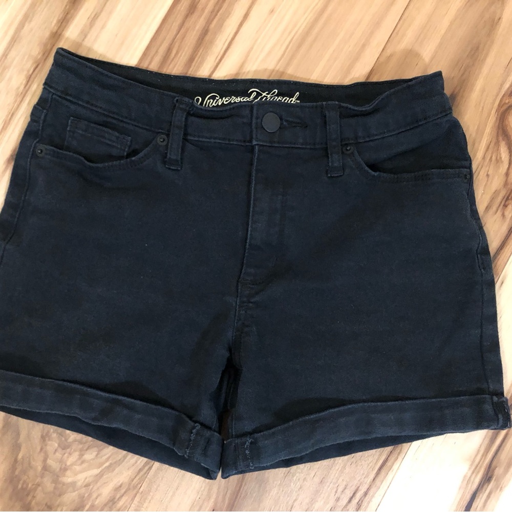 Universal Thread Women's Black Cuffed Denim Shorts